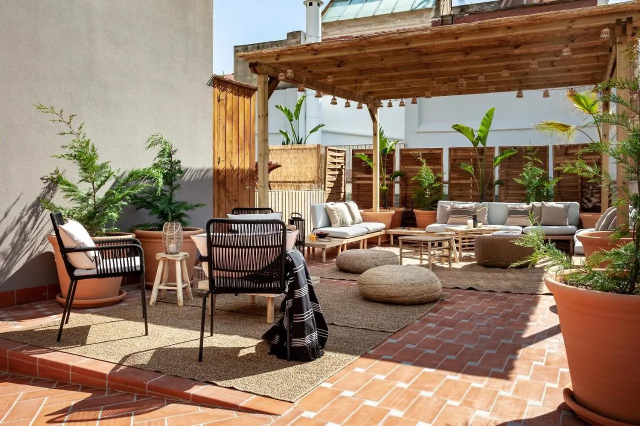Beni - 1 Bedroom Apartment With Pool And Terrace In Gracia Barcelona