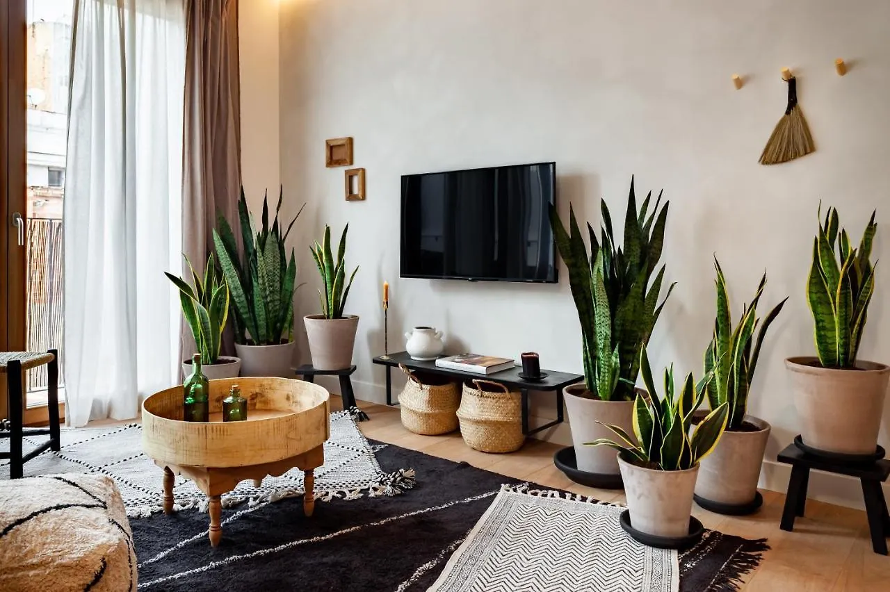Beni - 1 Bedroom Apartment With Pool And Terrace In Gracia Barcelona