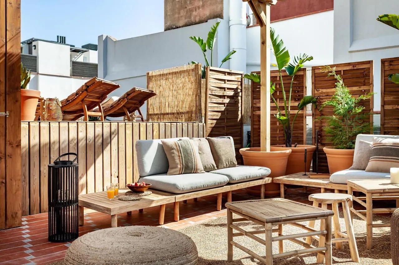 Beni - 1 Bedroom Apartment With Pool And Terrace In Gracia Barcellona